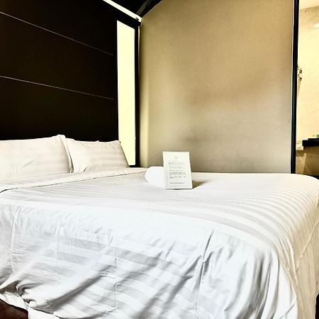 Chariton Hotel Nusa Bestari Johor Bahru Kültér fotó