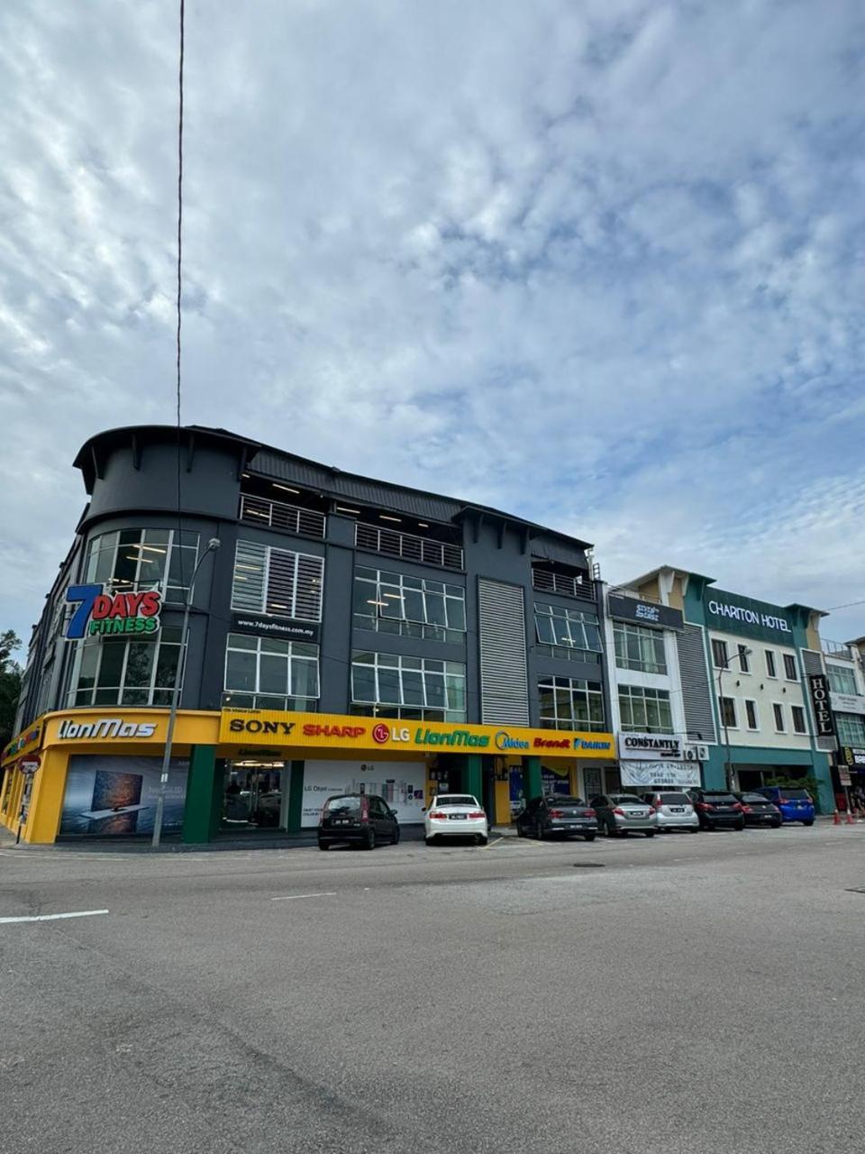 Chariton Hotel Nusa Bestari Johor Bahru Kültér fotó
